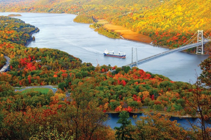 Bear mountain state park